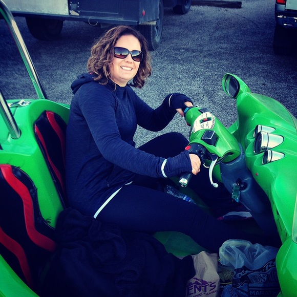 Meet your Posher, Nicole - Picture 1 of 1